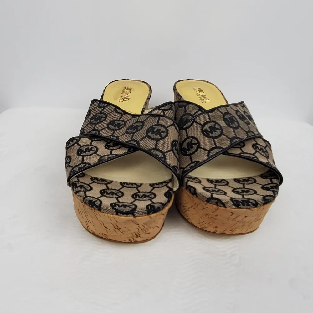 Michael Kors Wedge Heel 9